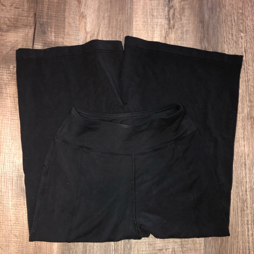 LULULEMON ATHLETICA Blissed Out Culottes - Picture 2 of 3